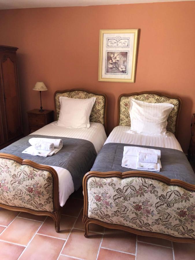 Hotel L'Oustau De La Font Reilhanette Екстер'єр фото