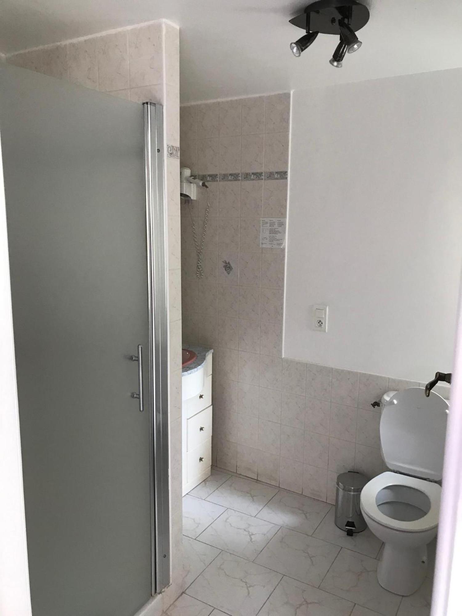Hotel L'Oustau De La Font Reilhanette Номер фото